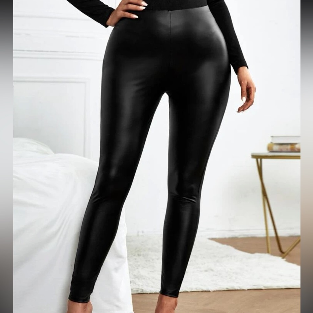 SHEIN High Waist PU Leather Skinny Pants Size Large (8/10) Black